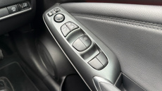 Nissan Juke 1.0 DiG-T N-Connecta 5dr Petrol Hatchback